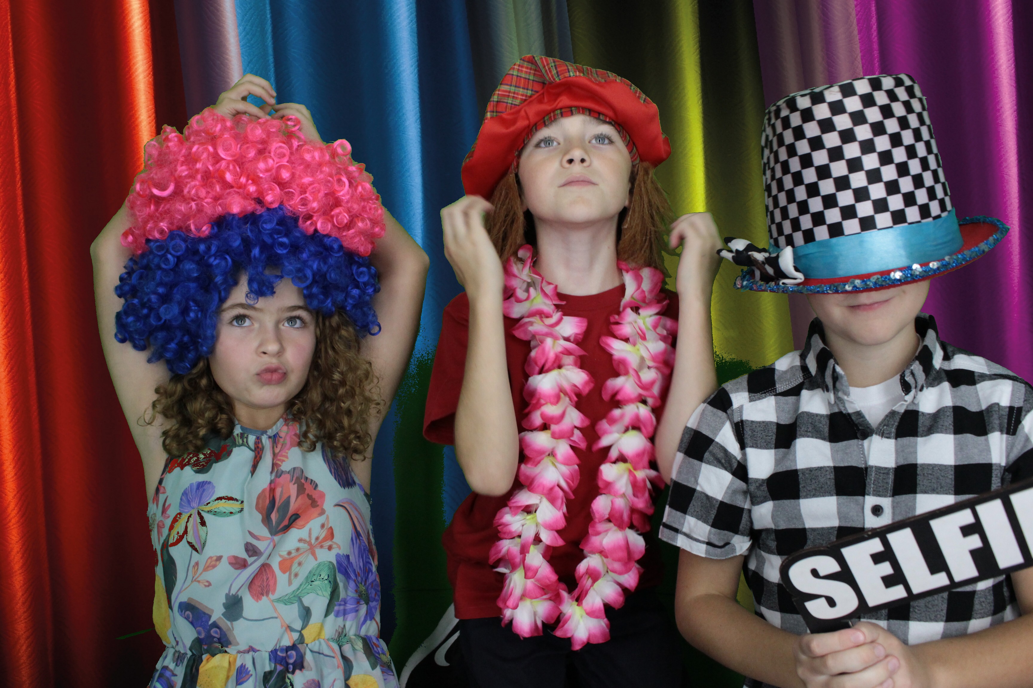 Simon's 50th Birthday | View more photos from the event at gallery.myphotoboothexperience.co.uk/u/MyPhotoBoothExperienceLtd/Simons-50th-Birthday